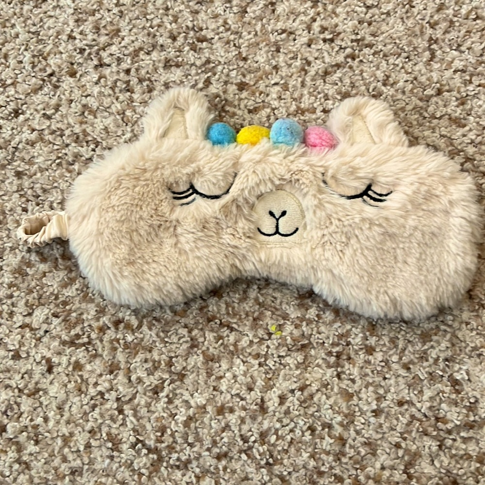 Llama night mask About 5” long